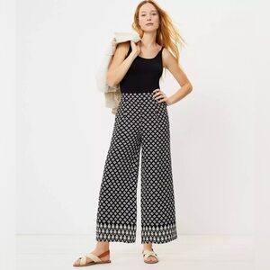 LOFT Black and White Geometric Wide-Leg Pants